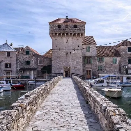 Lägenhet Marina